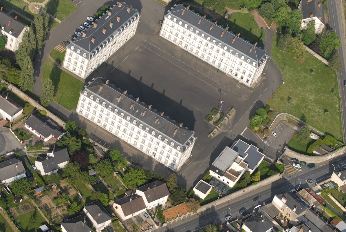 EHPAD Ferrié - Photo 2 sur 5 - Intérieur et espaces communs