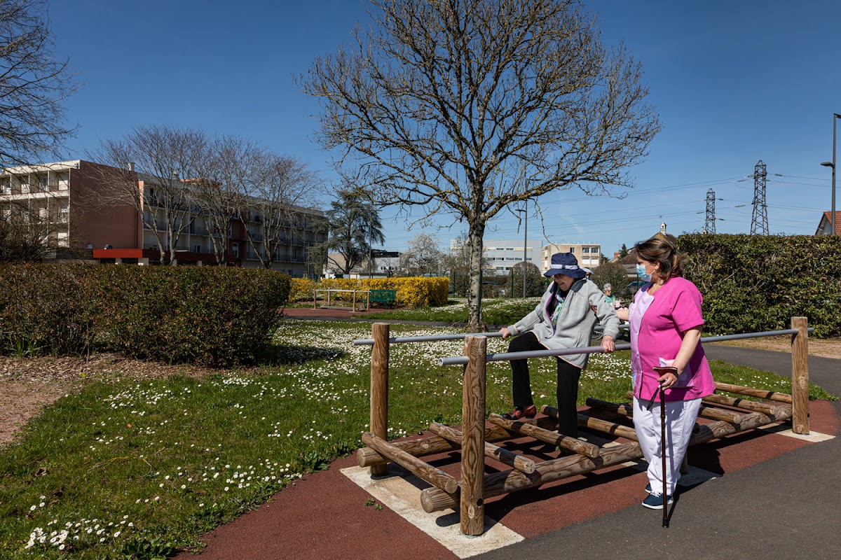 EHPAD La charmée - Photo 2 sur 5 - Intérieur et espaces communs