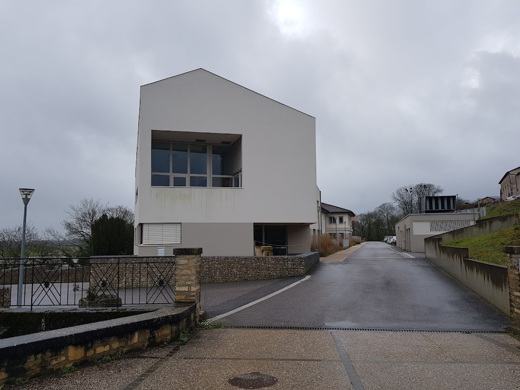 EHPAD Raynald-Merlin de Dommartin-sur-Vraine - Photo 5 sur 5 - Environnement et extérieurs