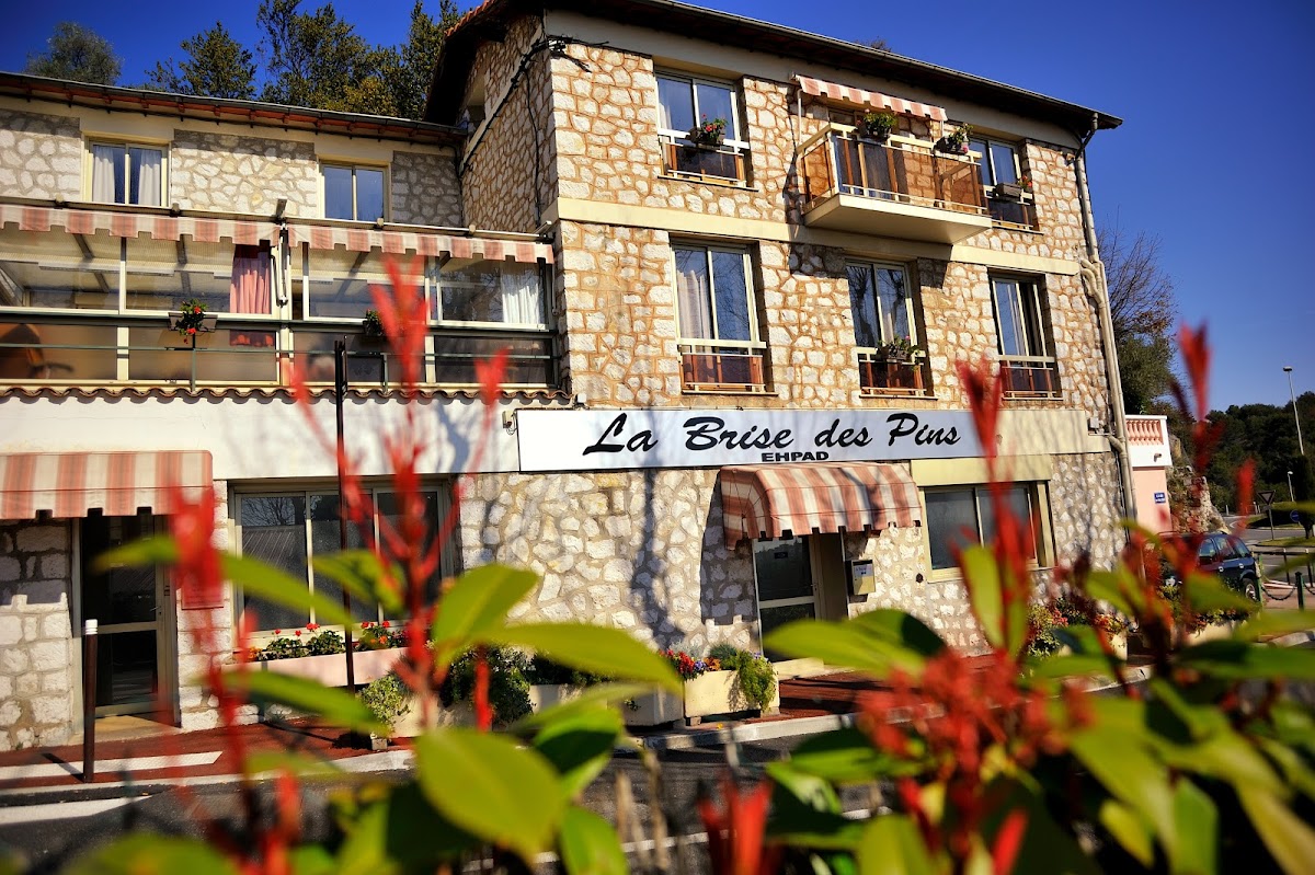 EHPAD La Brise des pins - Photo 5 sur 5 - Environnement et extérieurs