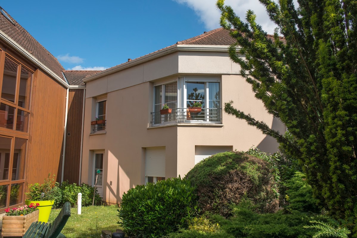Photo de EHPAD L'Orée des Pins, EHPAD à MULSANNE