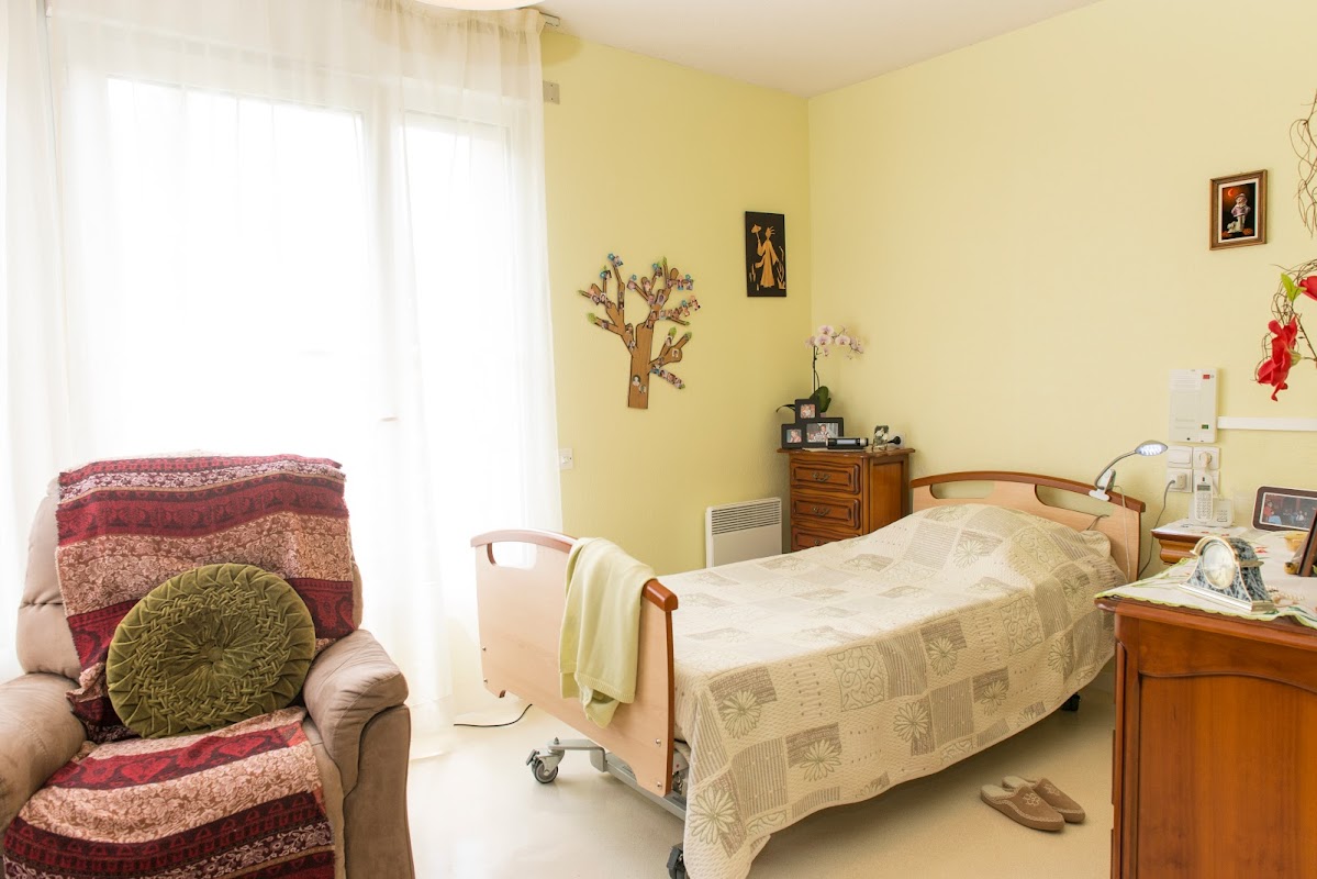 EHPAD L'Orée des Pins - Photo 2 sur 5 - Intérieur et espaces communs