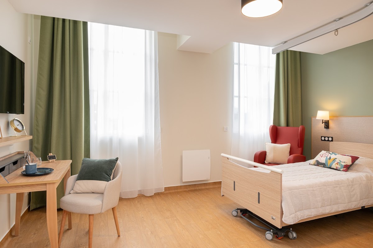 EHPAD Korian villa Louisa - Photo 2 sur 5 - Intérieur et espaces communs