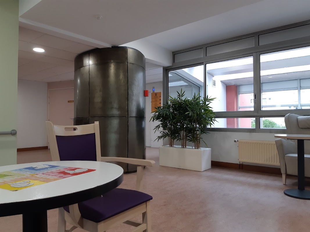 EHPAD Champs Manceaux - Photo 3 sur 5 - Chambres et hébergement