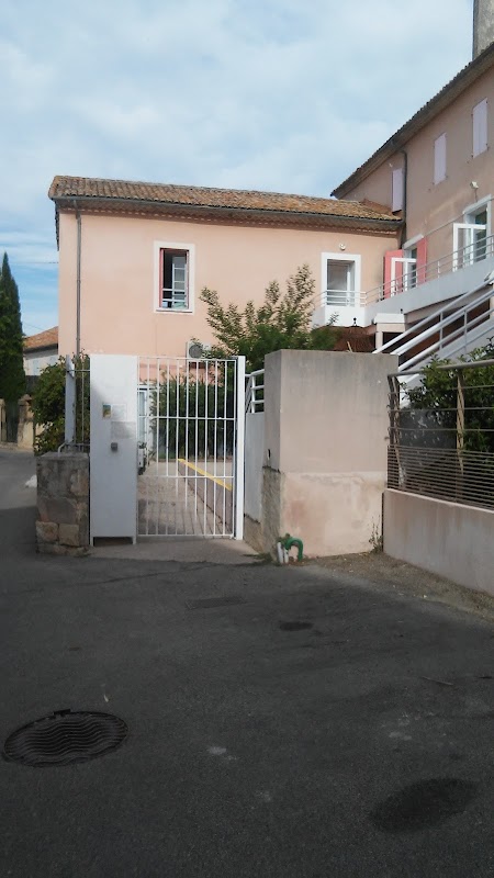 EHPAD Jeanne de Baroncelli - Photo 2 sur 5 - Intérieur et espaces communs