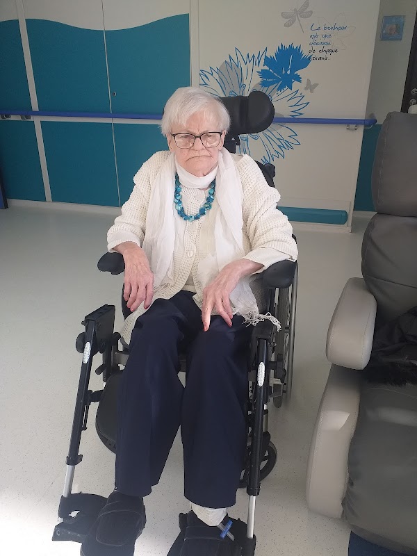 EHPAD Les Fraxinelles - Photo 2 sur 5 - Intérieur et espaces communs