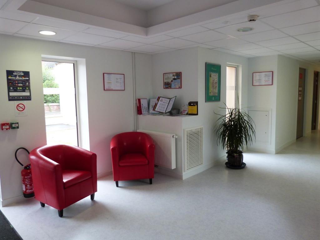 EHPAD Les Hortensias - Photo 2 sur 4 - Intérieur et espaces communs