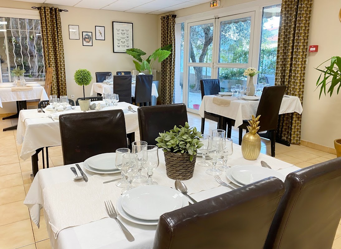 EHPAD Le Clos des Oliviers - Photo 2 sur 5 - Intérieur et espaces communs