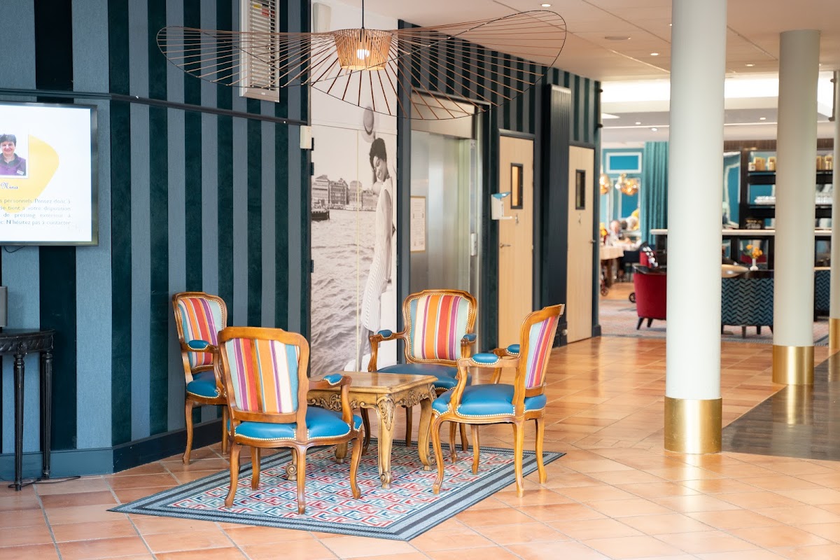 EHPAD Villa Beau Soleil Chaville - Photo 4 sur 5 - Espaces de vie