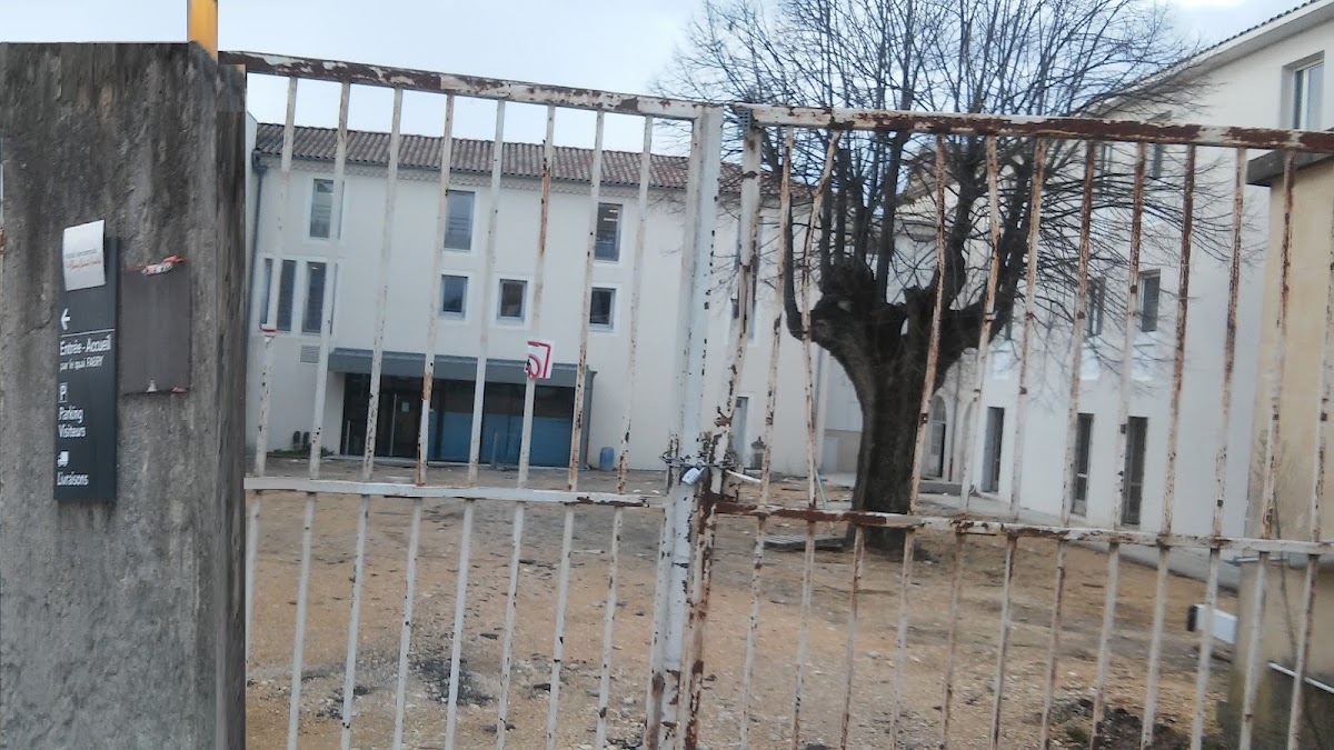 EHPAD de l'Hôpital de Bourg Saint-Andeol - Photo 5 sur 5 - Environnement et extérieurs