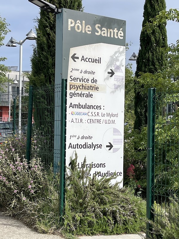 USLD Centre hospitalier de Carpentras - Photo 5 sur 5 - Environnement et extérieurs