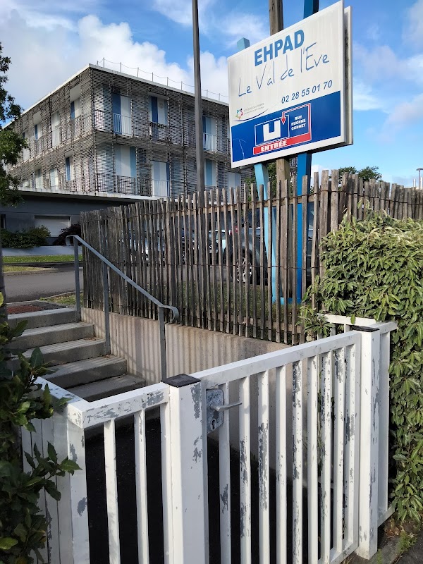 EHPAD Résidence Le Val de l'Eve - Photo 2 sur 5 - Intérieur et espaces communs