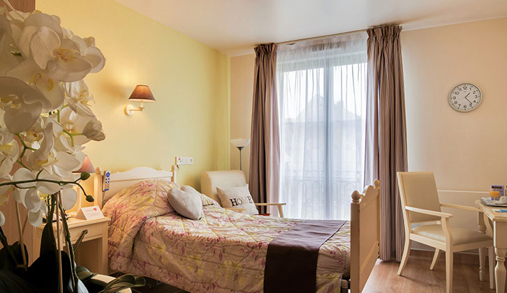 EHPAD Château de la Source - Photo 2 sur 5 - Intérieur et espaces communs