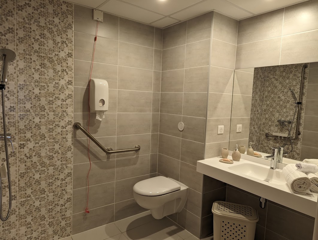 EHPAD Résidence La Colombière - Photo 3 sur 5 - Chambres et hébergement