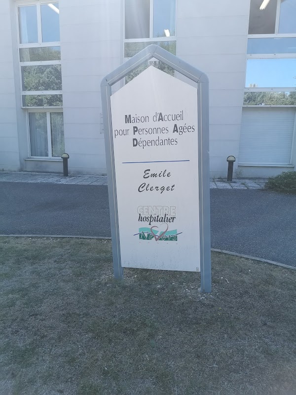 EHPAD Émile Clerget de l'Hôpital de Nevers - Photo 5 sur 5 - Environnement et extérieurs