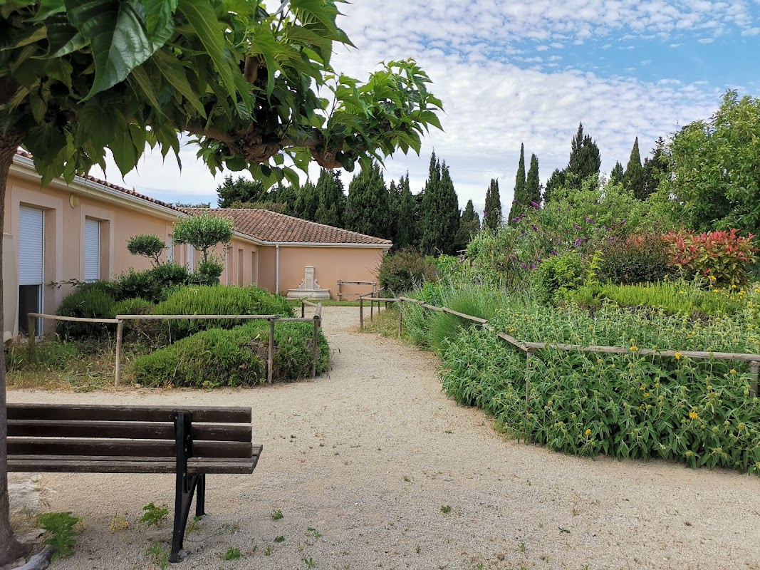 EHPAD - résidence Les Baux du Roy - Photo 5 sur 5 - Environnement et extérieurs