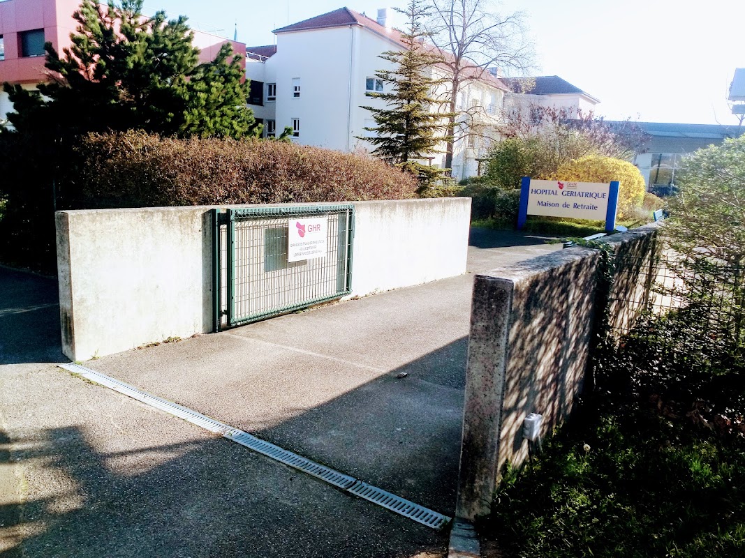 EHPAD du Centre hospitalier de Cernay - Photo 4 sur 5 - Espaces de vie