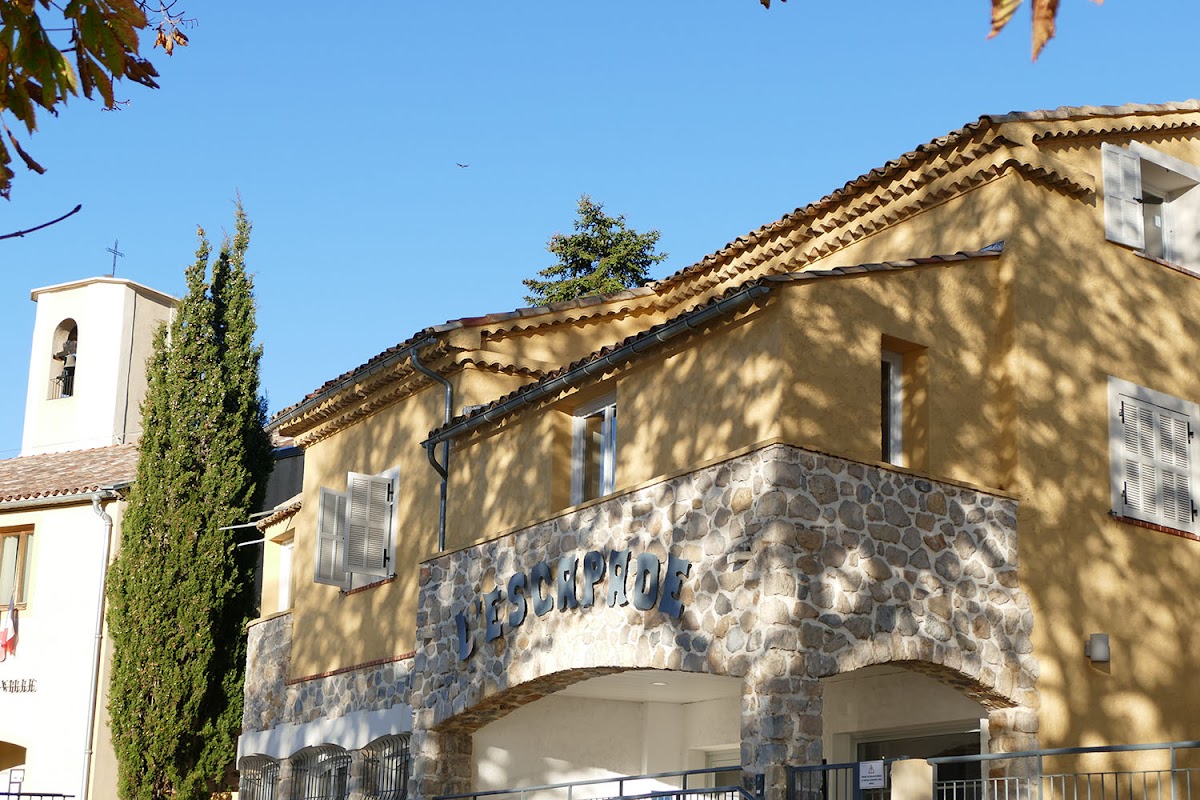 EHPAD L'Escapade - Photo 2 sur 3 - Intérieur et espaces communs