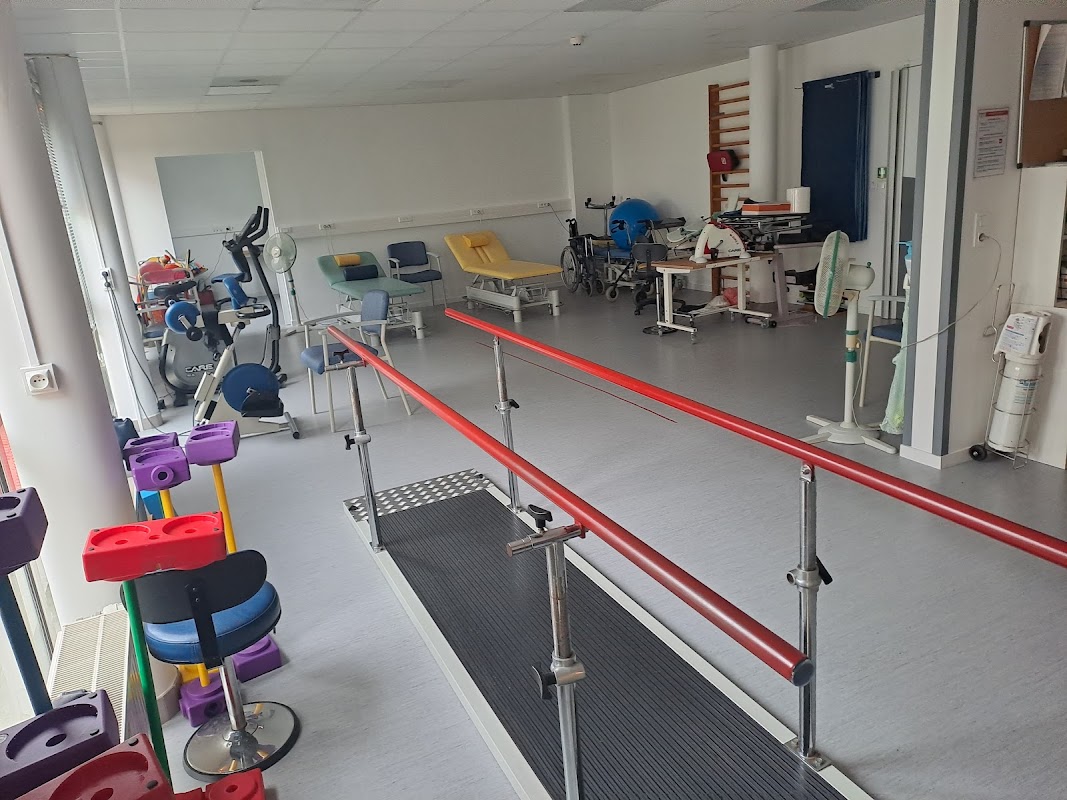 EHPAD de l'hôpital Sèvre-et-Loire - Photo 2 sur 5 - Intérieur et espaces communs