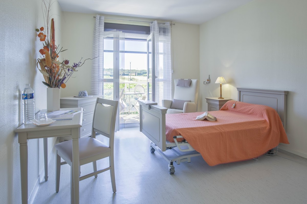 EHPAD Sainte-Clotilde - Photo 3 sur 5 - Chambres et hébergement