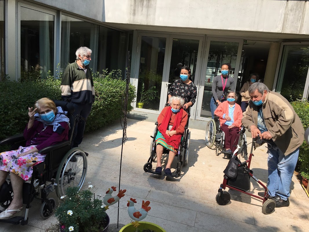 EHPAD Hector Berlioz - Photo 2 sur 5 - Intérieur et espaces communs