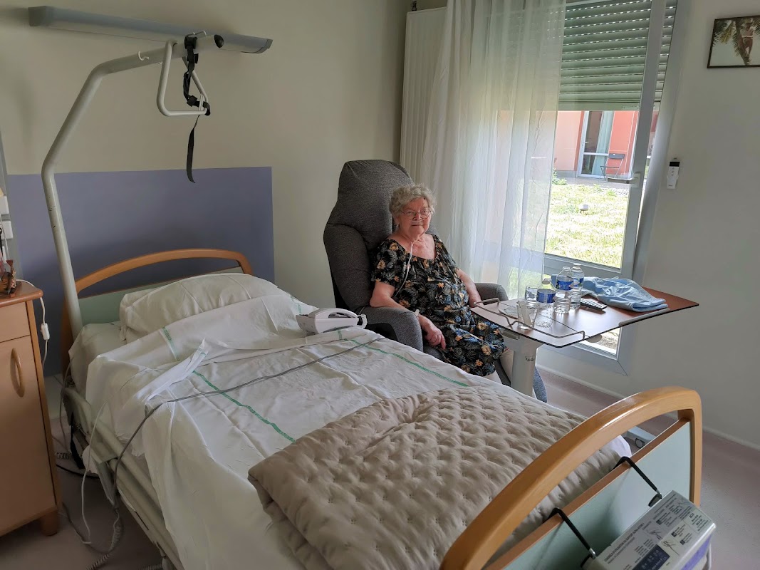 EHPAD Les Augustines - Photo 2 sur 5 - Intérieur et espaces communs