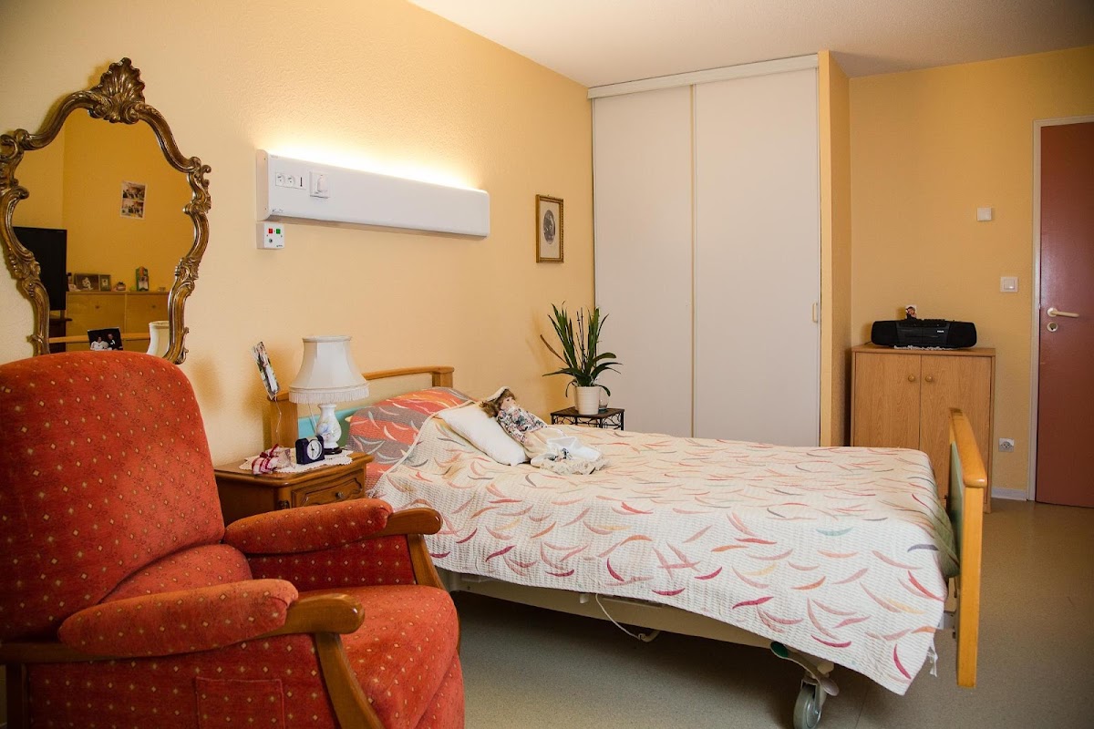 EHPAD Le Brulig - Photo 2 sur 5 - Intérieur et espaces communs