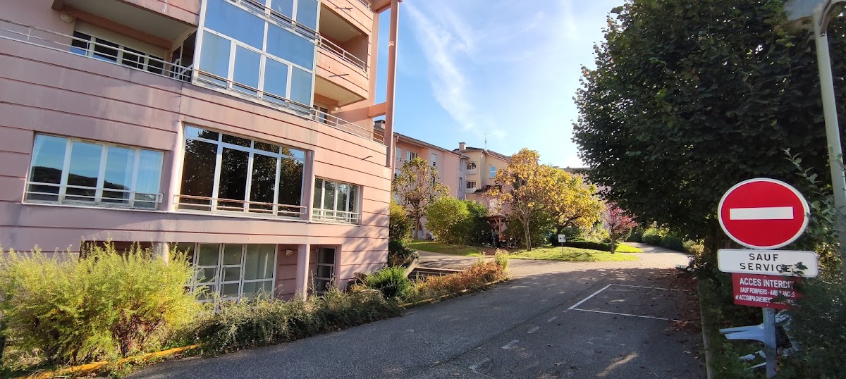 USLD du Centre hospitalier intercommunal de Cours-la-Ville - Photo 5 sur 5 - Environnement et extérieurs