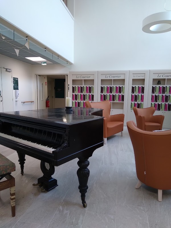 EHPAD Sénéos - Photo 5 sur 5 - Environnement et extérieurs