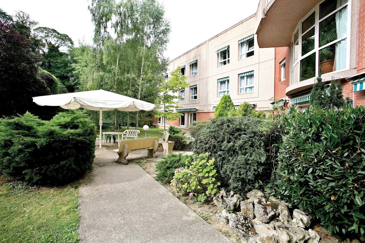 La Maison du Cèdre Bleu - Photo 3 sur 5 - Chambres et hébergement