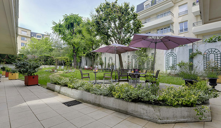 Photo de EHPAD - Résidence Les Jardins des Lilas, EHPAD à LES LILAS