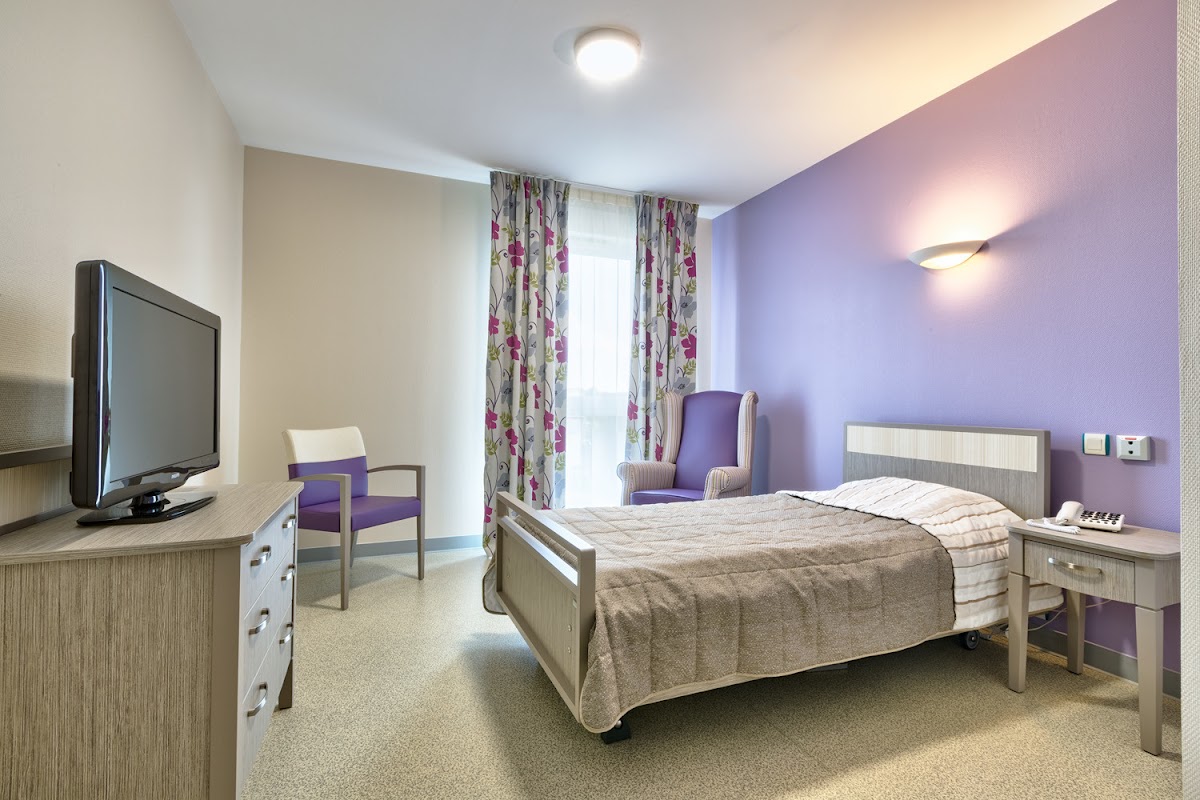 EHPAD Résidence Les Charmes - Photo 2 sur 5 - Intérieur et espaces communs