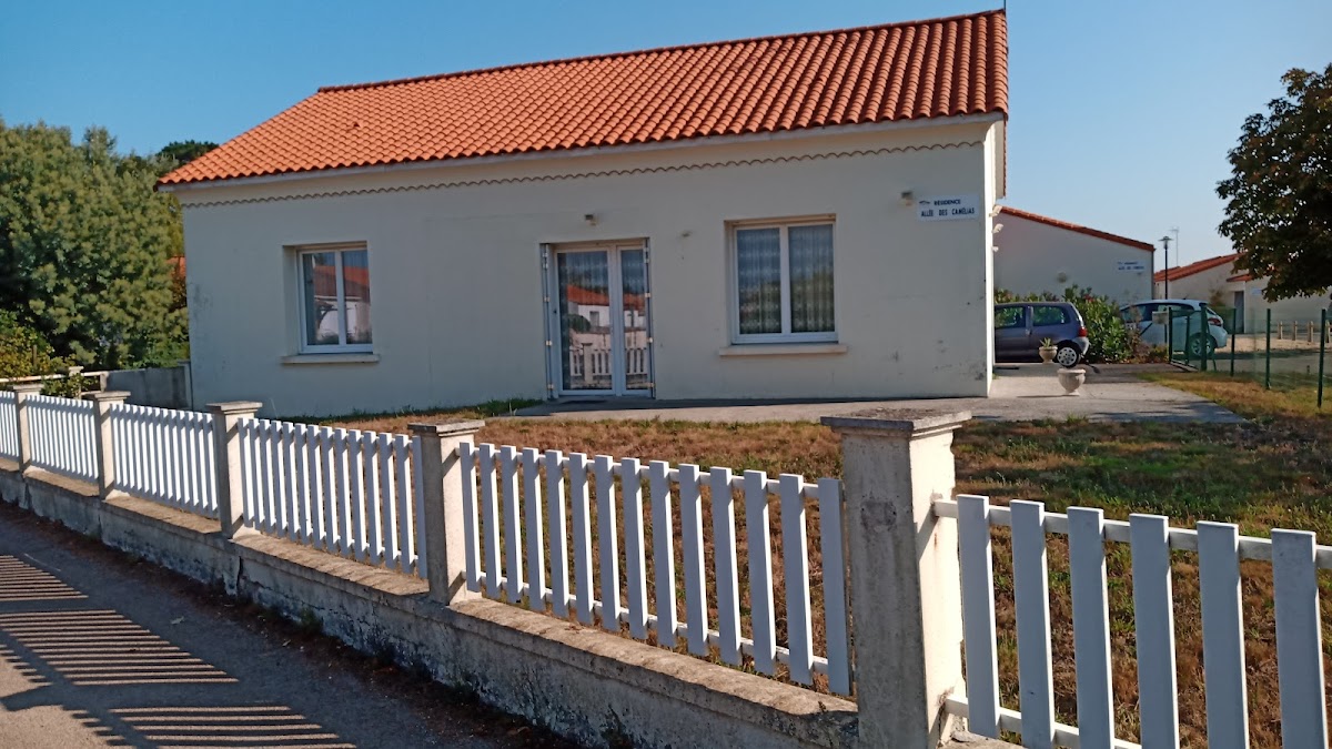 Photo de EHPAD Les Mimosas, EHPAD à COMMEQUIERS