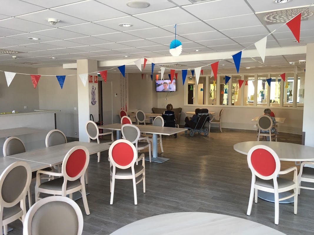 EHPAD Peirin - Photo 3 sur 5 - Chambres et hébergement