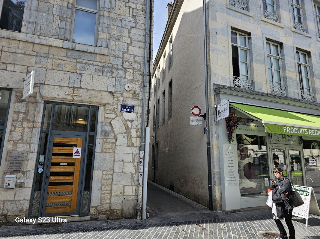MAISON ACCUEIL PERS AGEES BESANCON - Photo 5 sur 5 - Environnement et extérieurs