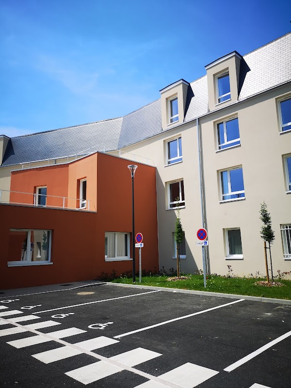 EHPAD Orpea Hirson - Photo 3 sur 5 - Chambres et hébergement