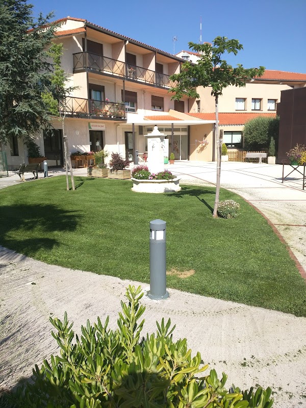 EHPAD Francis Catala - Photo 2 sur 3 - Intérieur et espaces communs