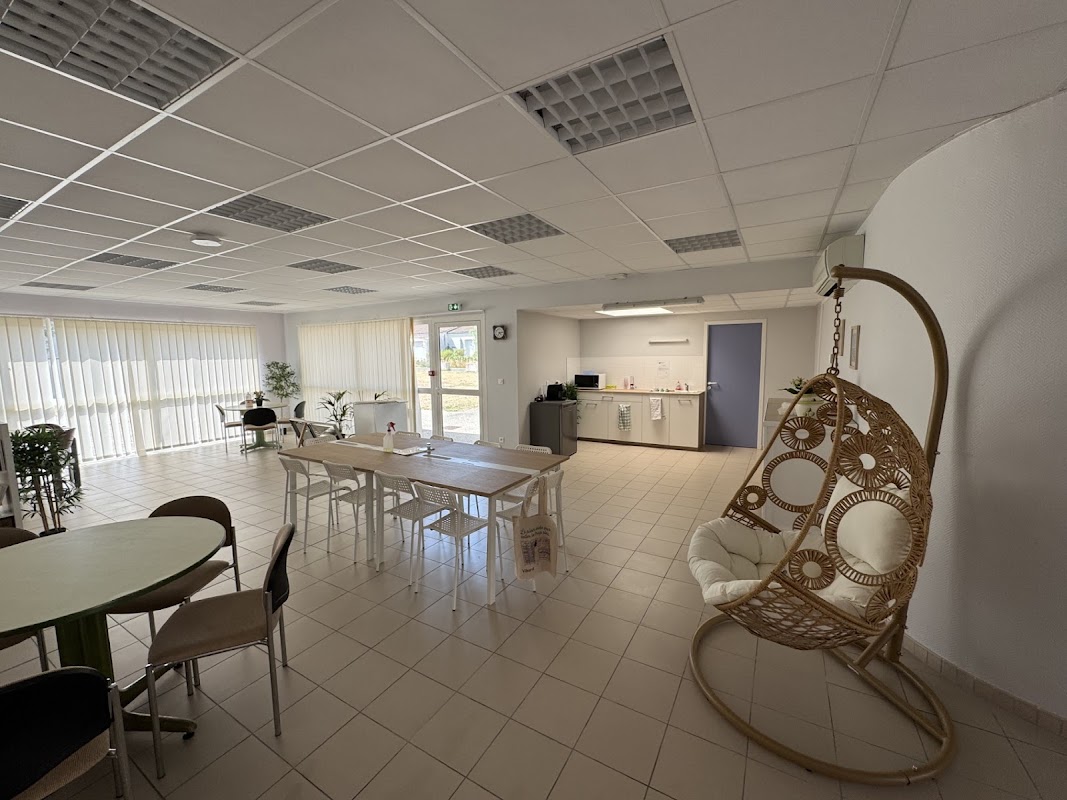 EHPA LES GLYCINES - Photo 2 sur 5 - Intérieur et espaces communs