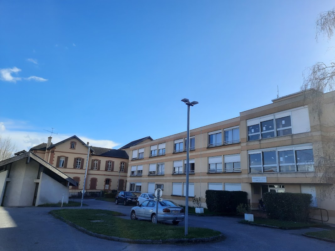 Photo de EHPAD de l'Hôpital Luzy Dufeillant, EHPAD à BEAUREPAIRE