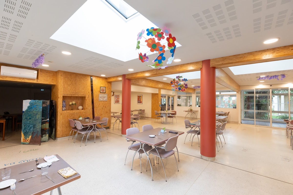 EHPAD Val de Mercy - Photo 3 sur 5 - Chambres et hébergement