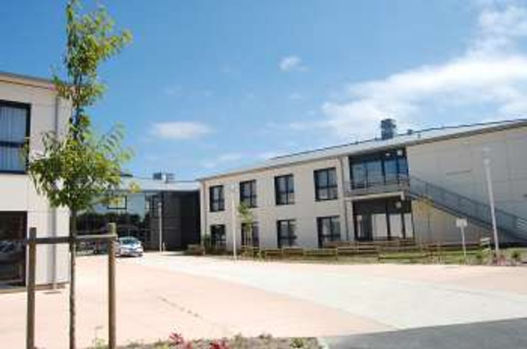 EHPAD Les Embruns - Photo 2 sur 3 - Intérieur et espaces communs