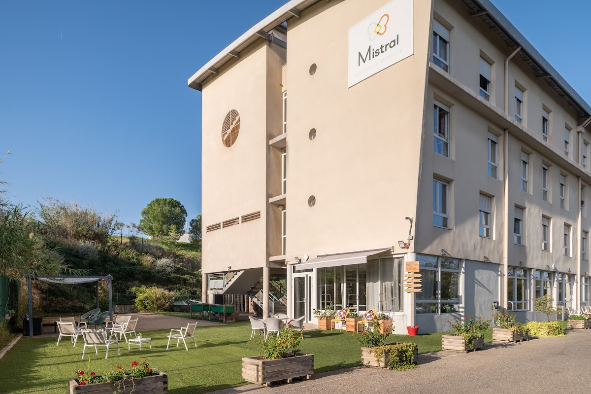 EHPAD Le Garlaban - Photo 4 sur 5 - Espaces de vie