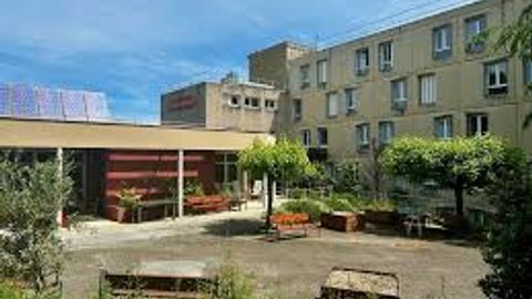 EHPAD - Résidence Le Roussillon - Photo 3 sur 5 - Chambres et hébergement