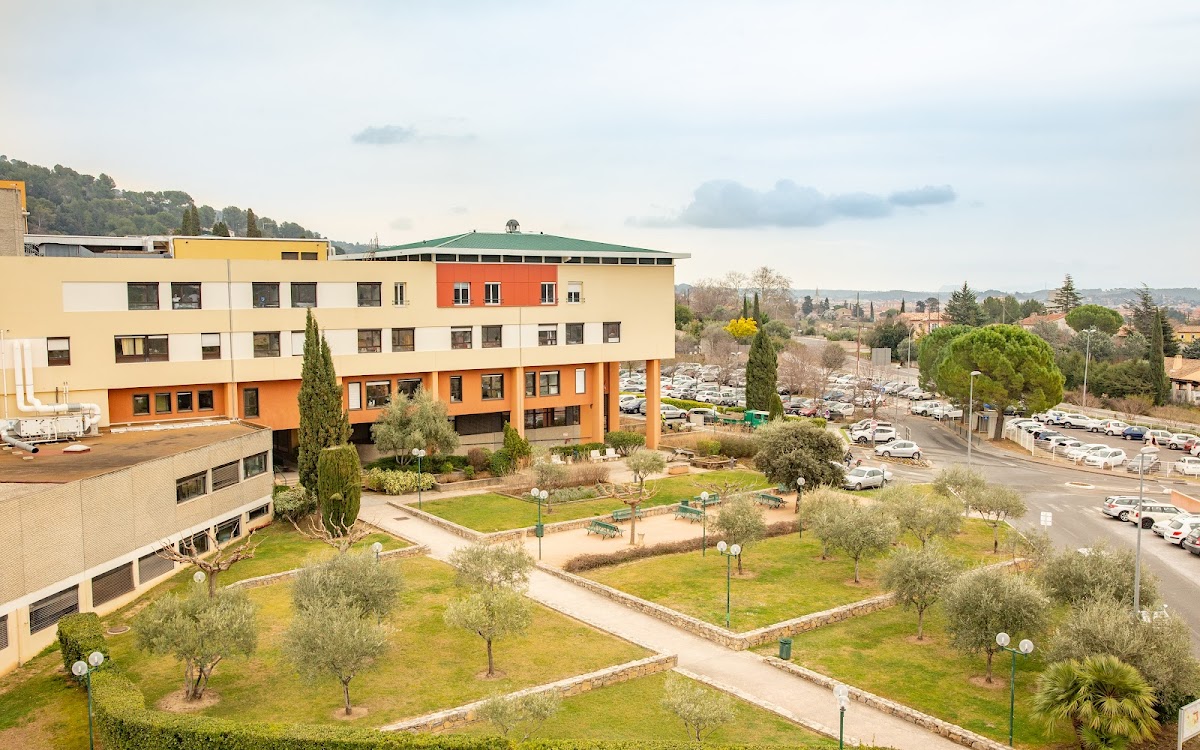 Centre hospitalier de la Dracénie - Photo 2 sur 5 - Intérieur et espaces communs