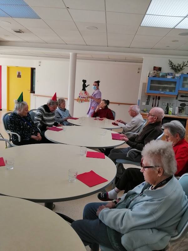 EHPAD Parc du Carmel - Photo 2 sur 5 - Intérieur et espaces communs