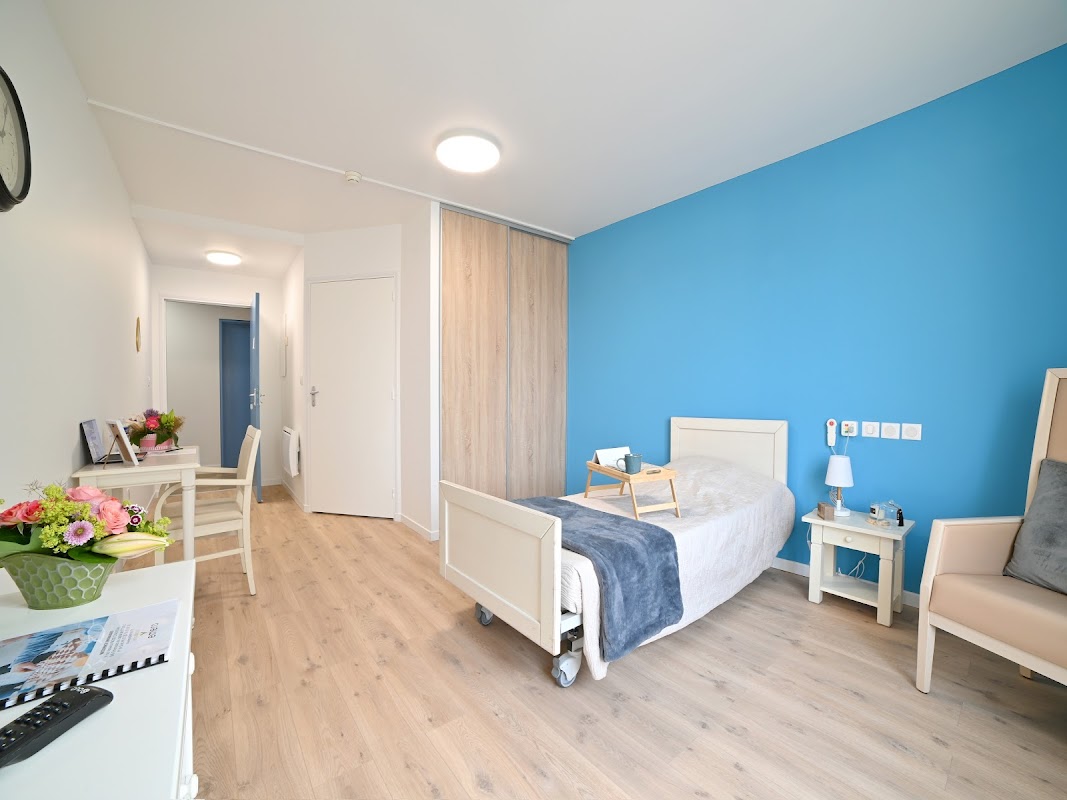 EHPAD - Résidence Émeraudes - Photo 2 sur 5 - Intérieur et espaces communs