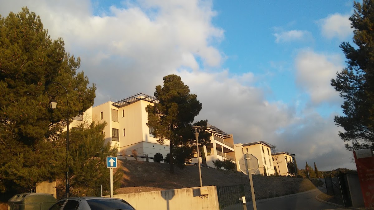 Photo de EHPAD Docteur Henry Granet, EHPAD à ARAMON