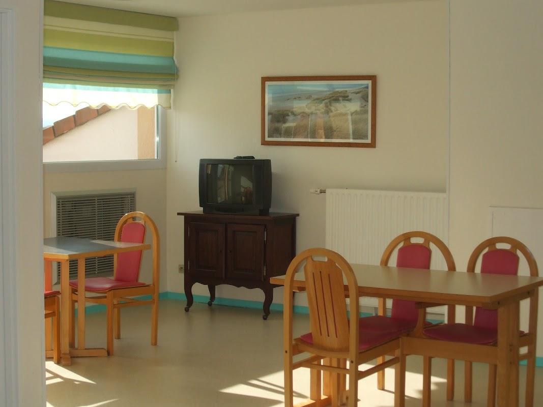 EHPAD Les Sinoplies Résidence Louise Weiss - Photo 4 sur 5 - Espaces de vie