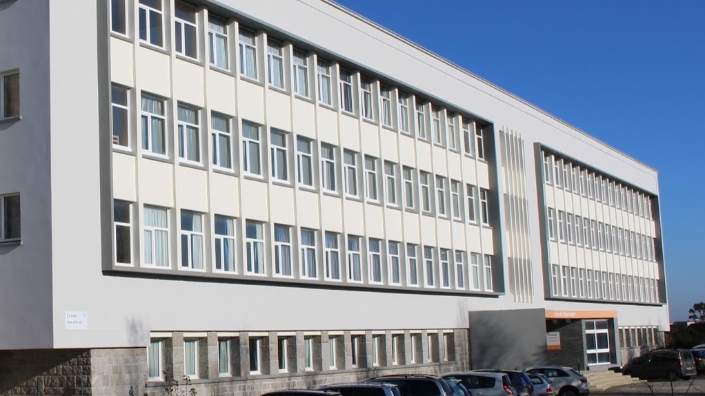 Photo de Résidence Le Cleusmeur, EHPAD à LESNEVEN