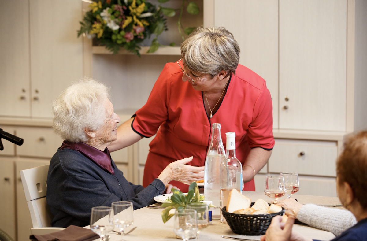 EHPAD Les Jardins de Brescou - Photo 3 sur 5 - Chambres et hébergement